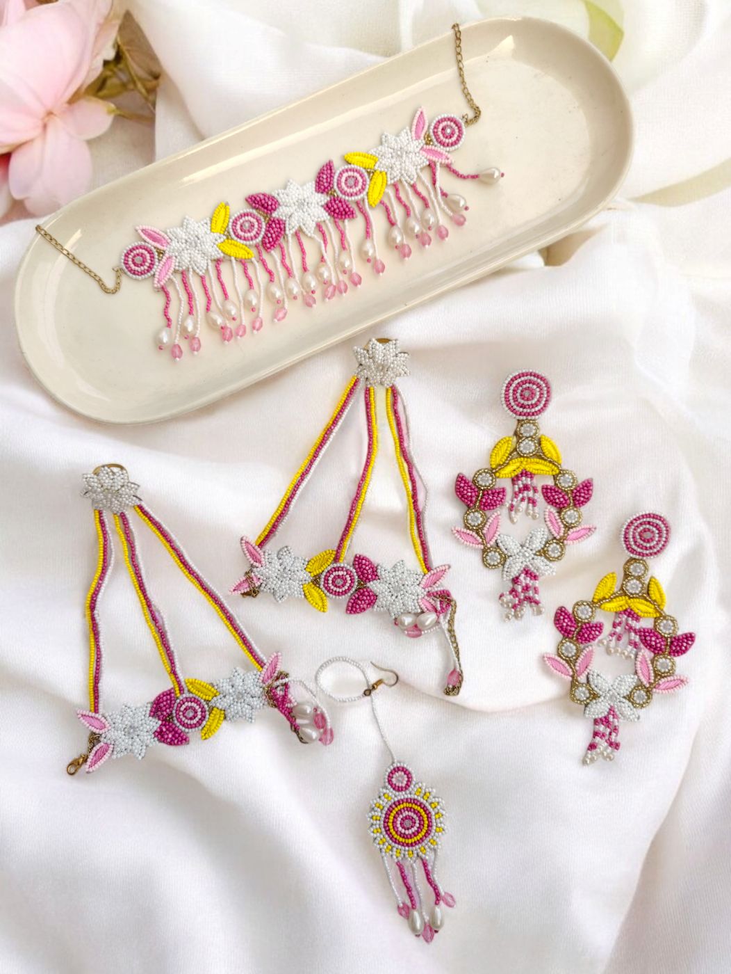 Haldi Set Earrings Mangtika hathphool Choker